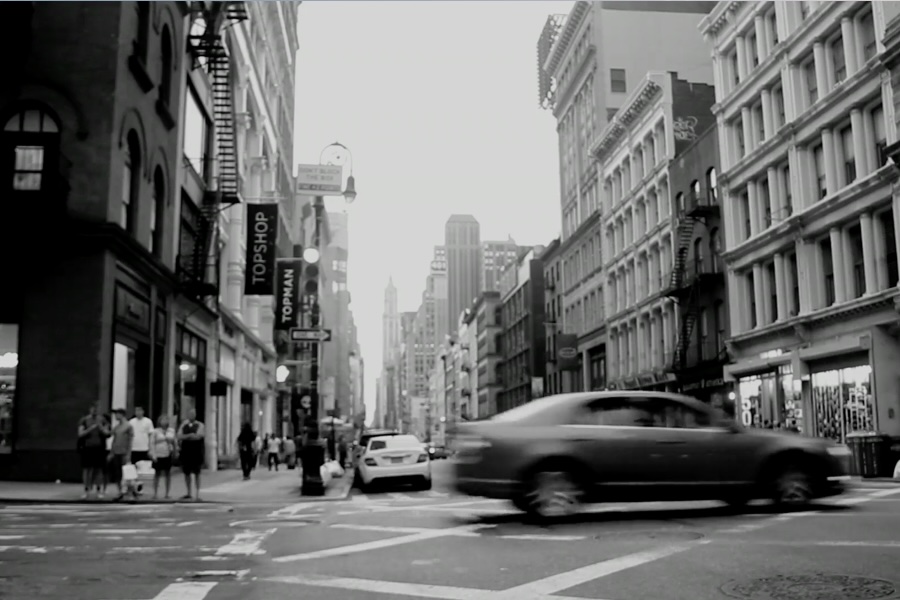 Decorative image. B&W photo of New York street.